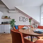 Good Vibes By Stn Lägenhet Budapest