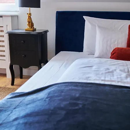 Animal Planet By Stn