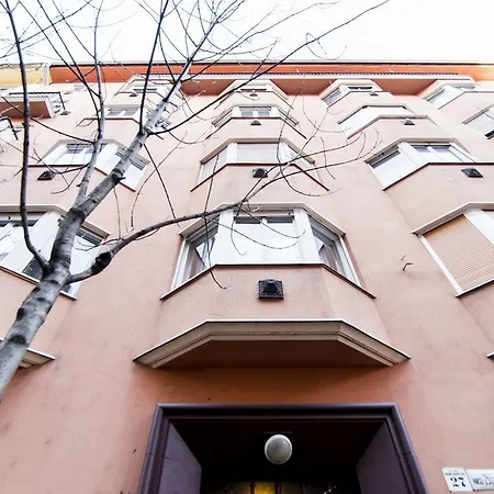 Animal Planet By Stn