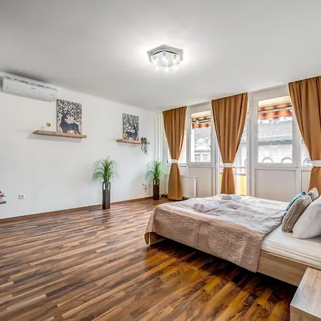 Good Vibes By Stn Apartment